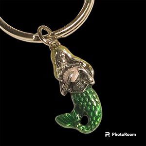 Mermaid Keychain Keyring Colorful Enamel Charm Metal Island Beach Nautical